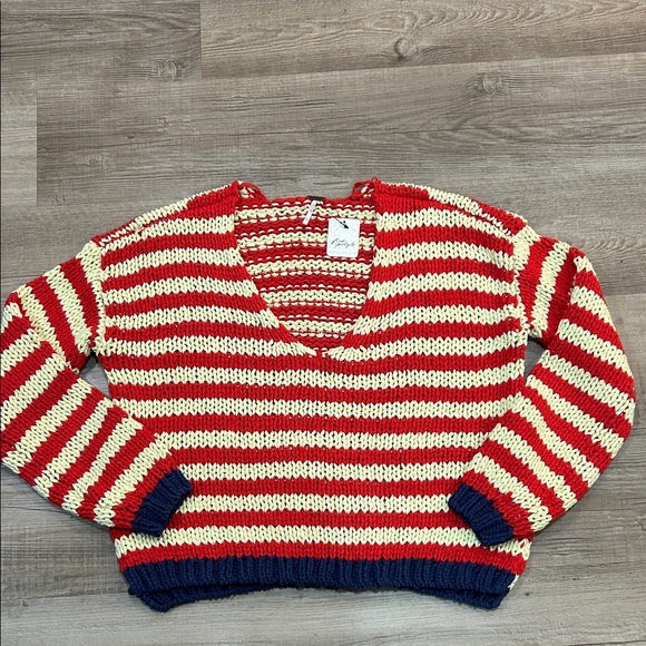 Free People Striped Red and Cream Sweater BNWT size Small - Picture 2 of 4